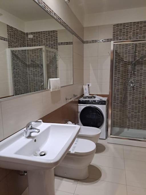 Photo of Bathroom in Peschiera Borromeo