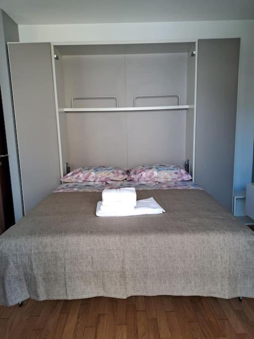 Photo of Bedroom in Peschiera Borromeo