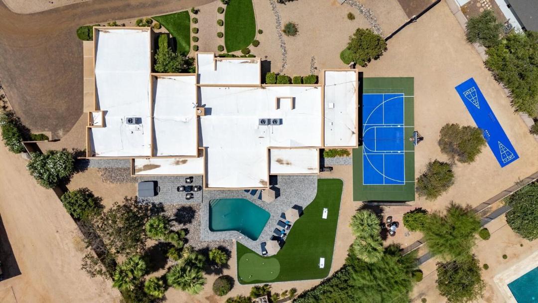 Photo of Others in Paradise Valley Village