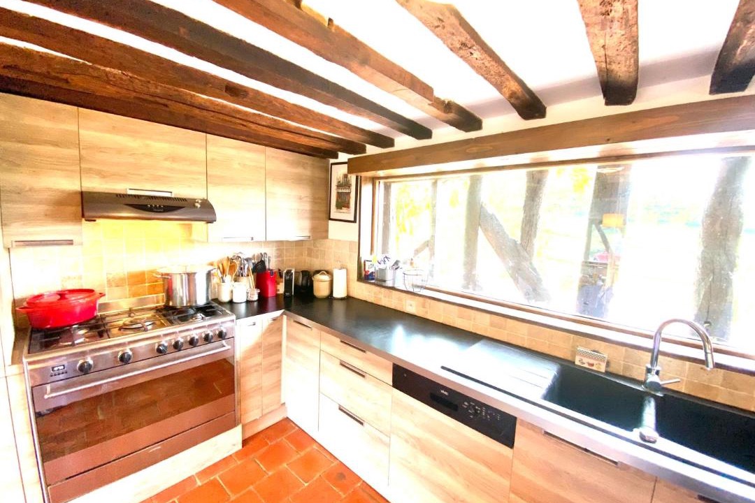 Photo of Kitchen in Guerquesalles
