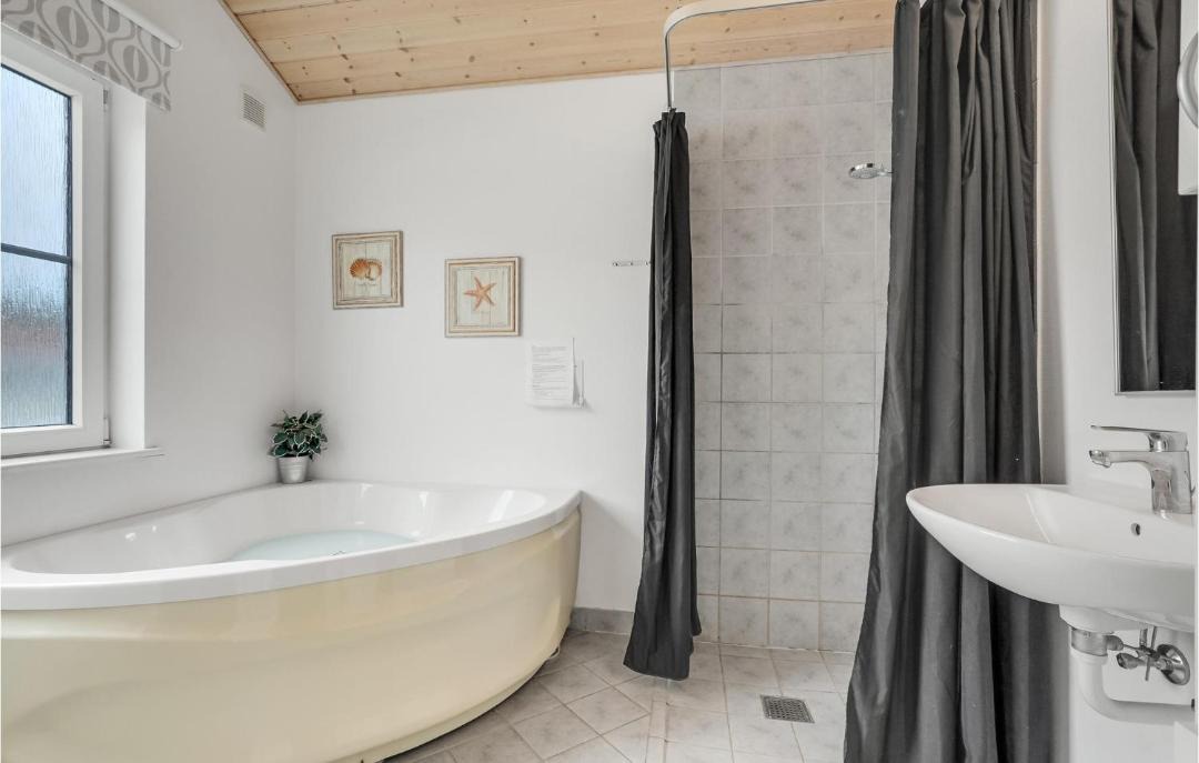 Photo of Bathroom in Grasten