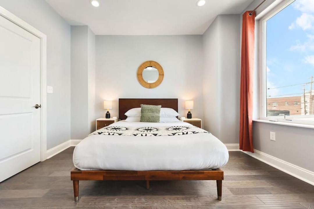 Photo of Bedroom in Lower Lawrenceville