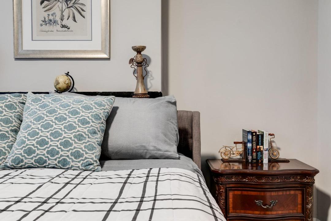 Photo of Bedroom in Museum District