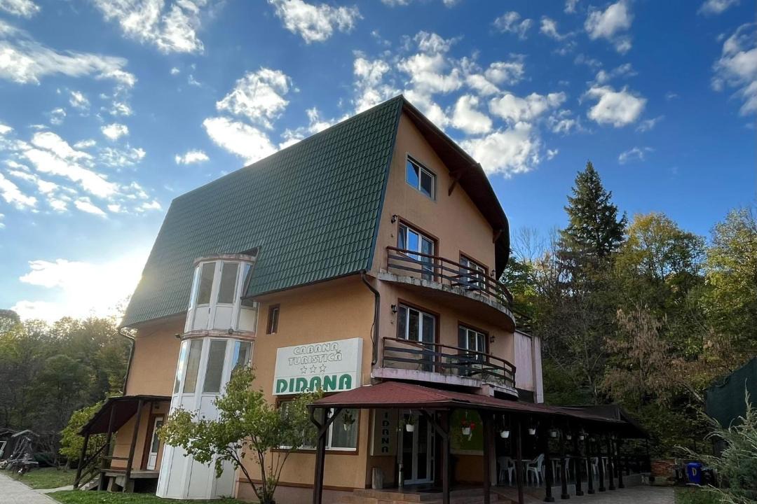 Photo of Buildings in Moneasa