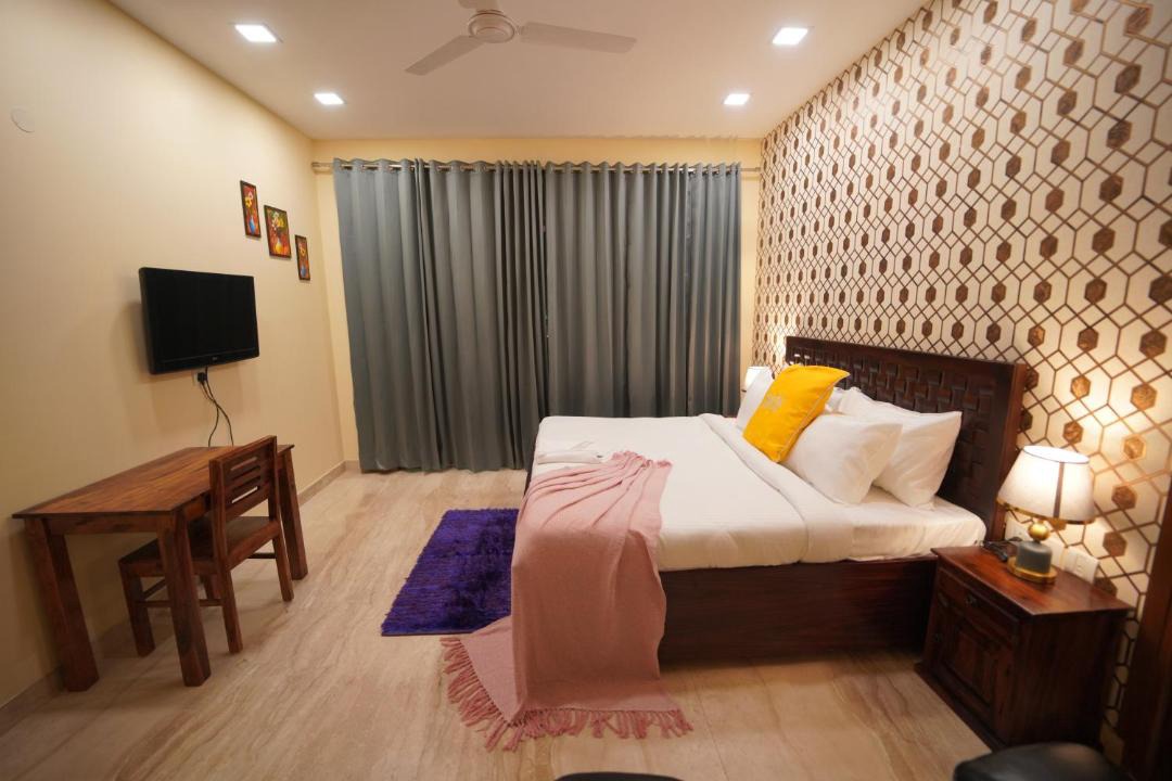 Photo of Bedroom in DLF Phase 5