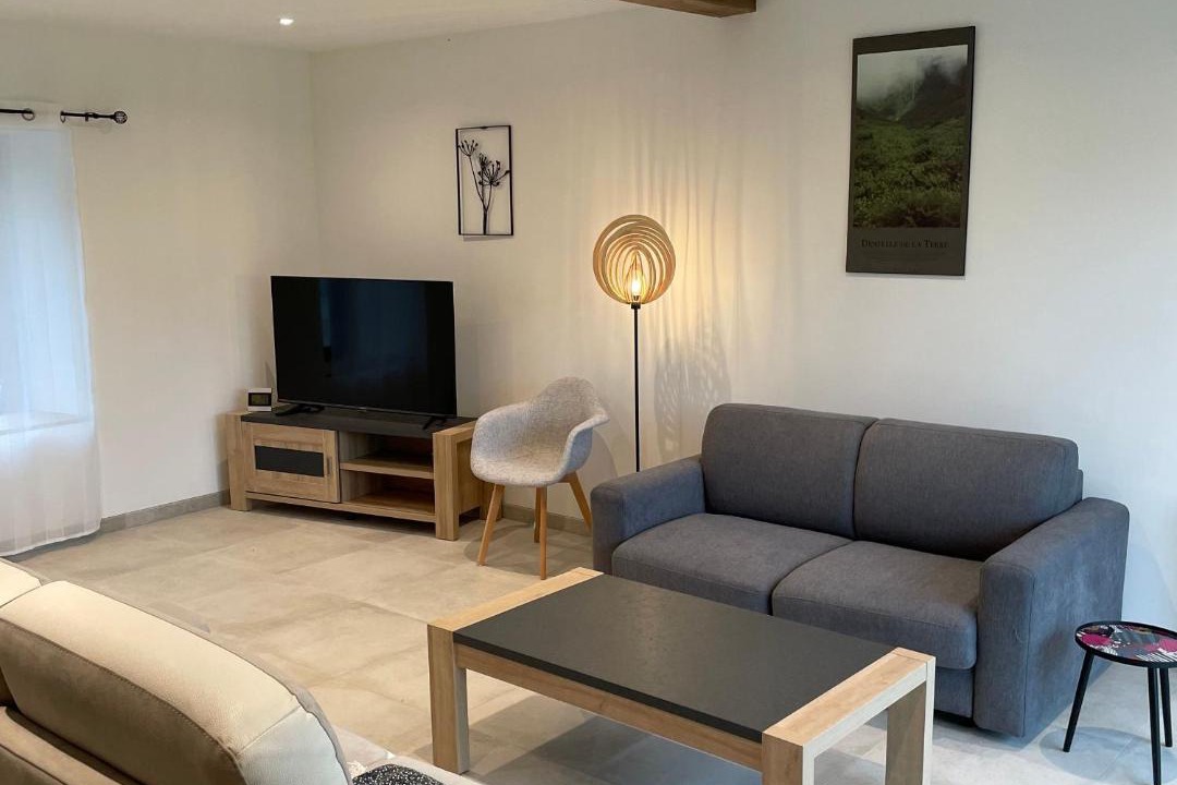 Photo of Livingroom in Saint-Georges-du-Rosay