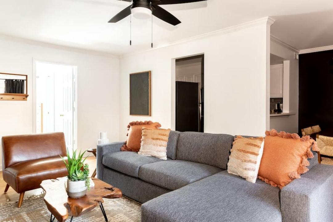 Photo of Livingroom in Rutledge Hill