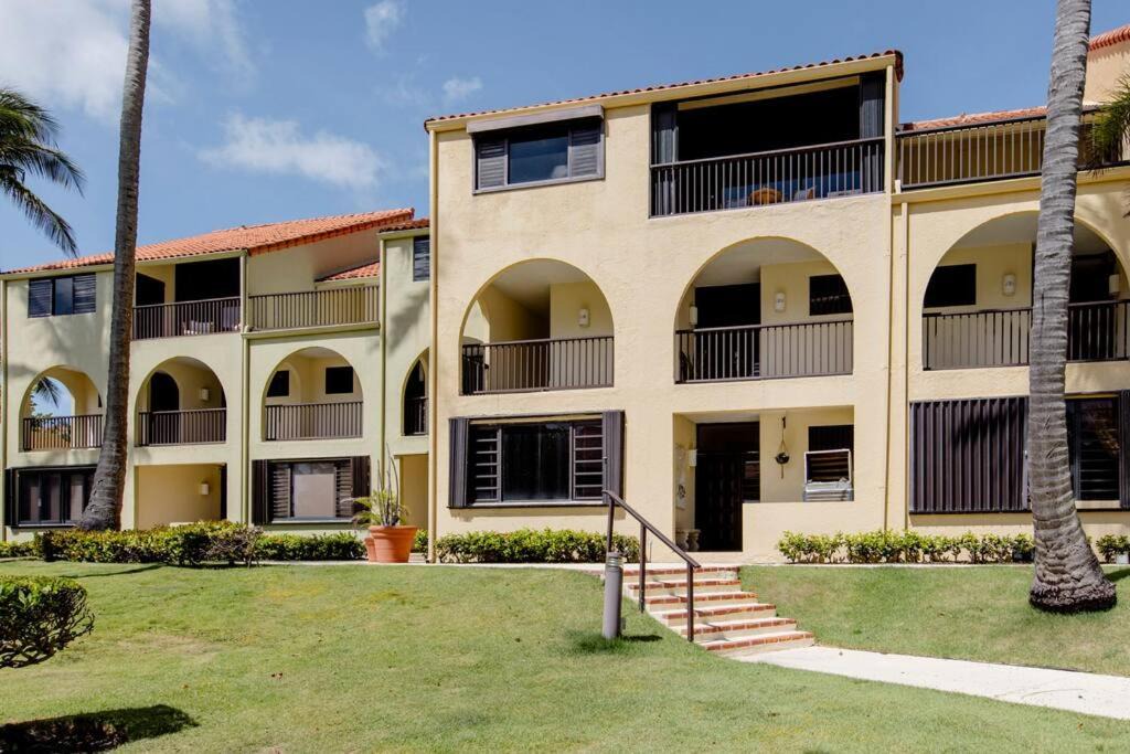 Photo of Buildings in Candelero Abajo