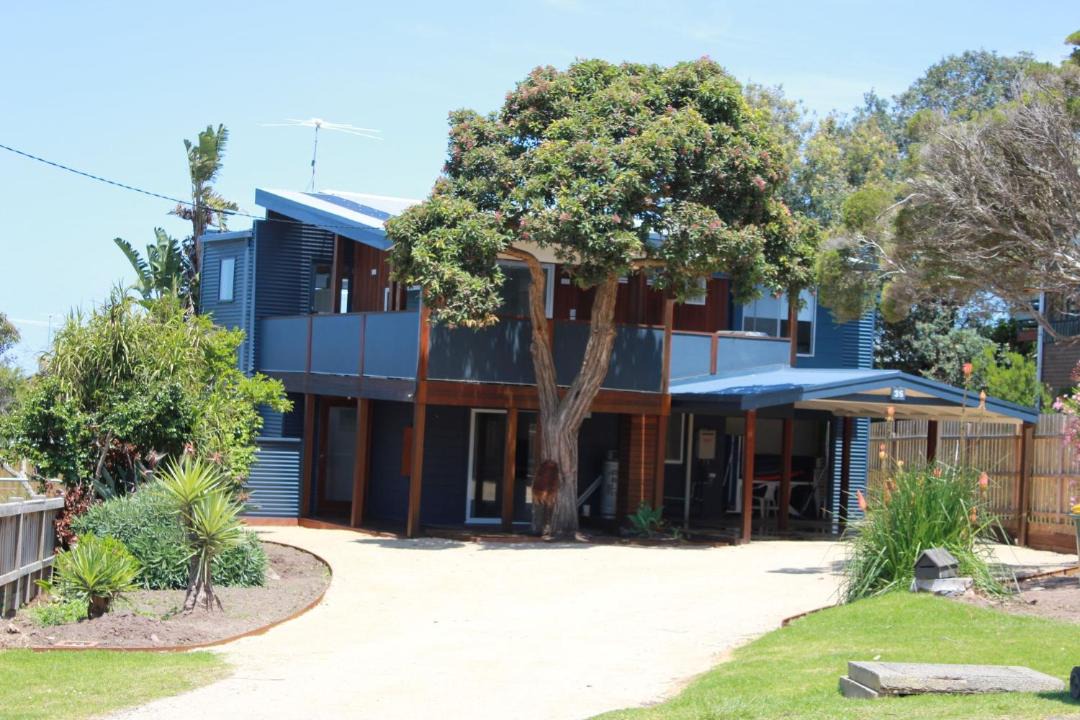 Photo of Buildings in Smiths Beach