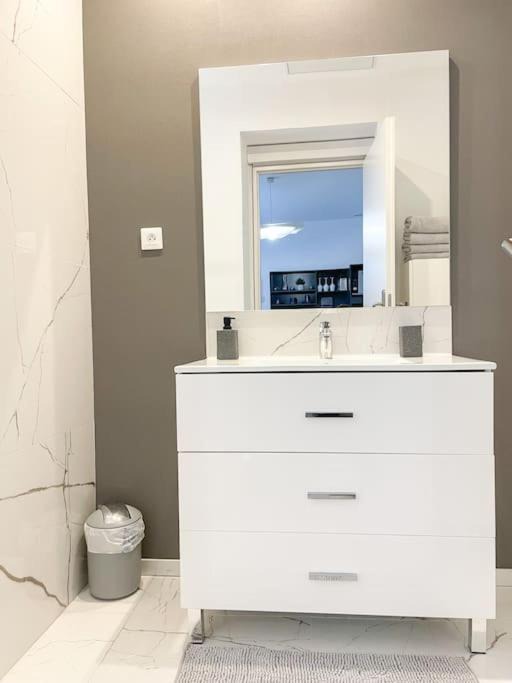 Photo of Bathroom in Alencon