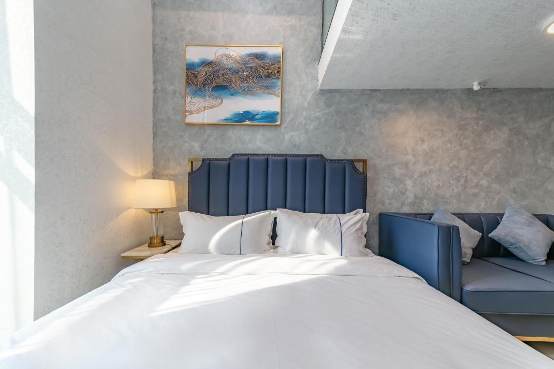 Photo of Bedroom in Huaqiang North