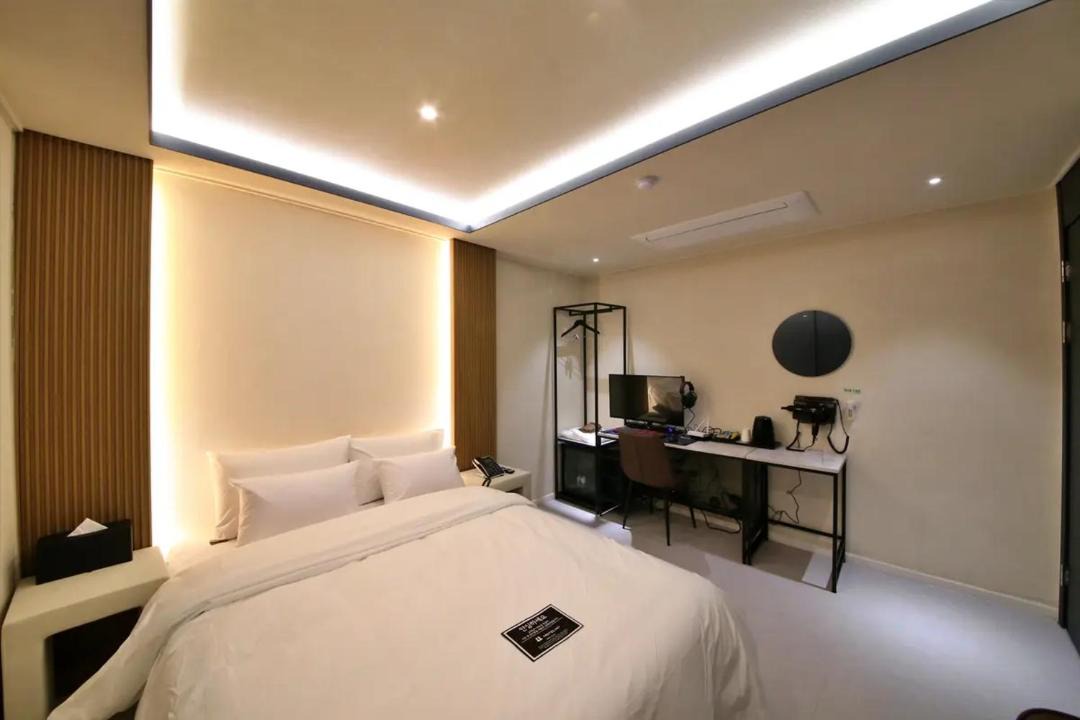 Photo of Bedroom in Bongmyeong-dong