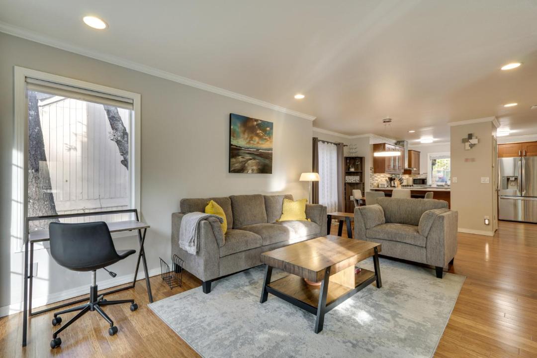 Photo of Livingroom in Mount Park