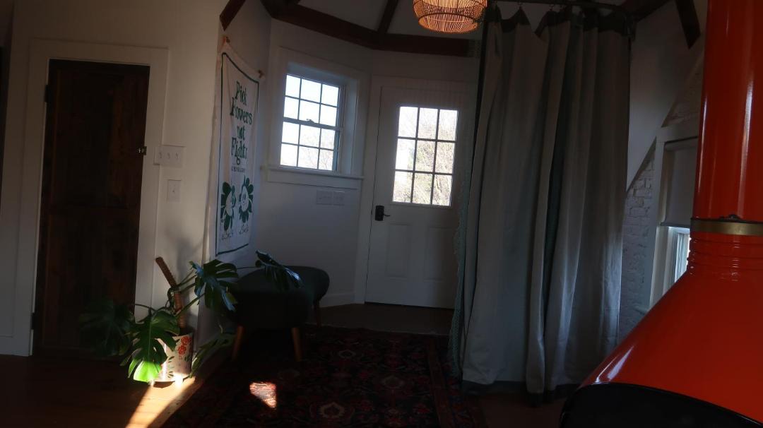 Photo of Livingroom in Honey Brook