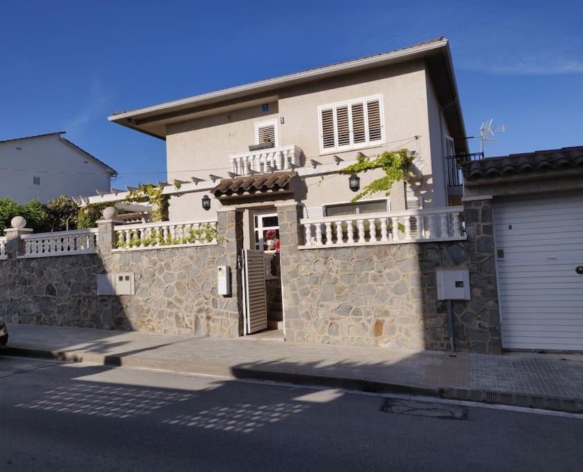Photo of Buildings in Rubi