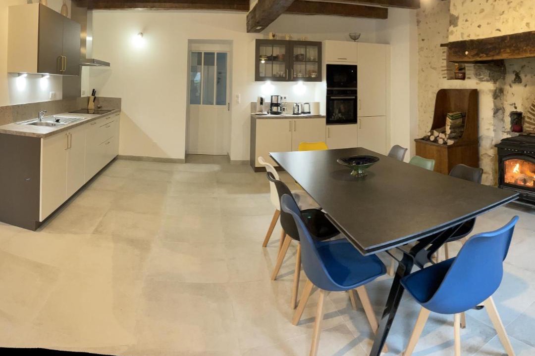 Photo of Livingroom in Saint-Georges-du-Rosay