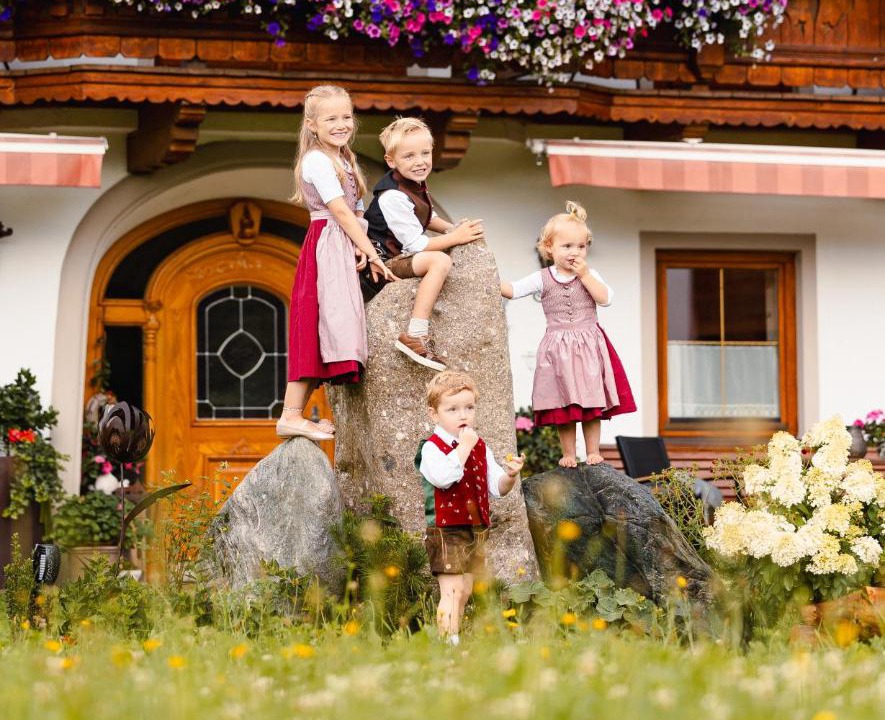 Photo of Others in Koessen