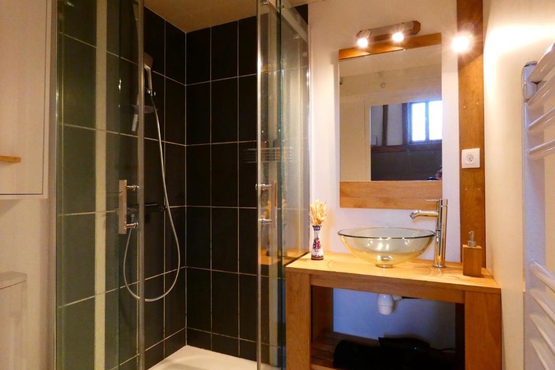 Photo of Bathroom in Saint-Arnoult-des-Bois