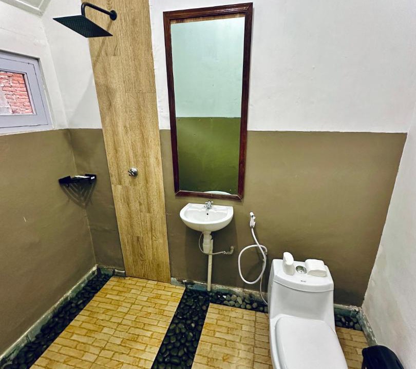 Photo of Bathroom in Kalipuro