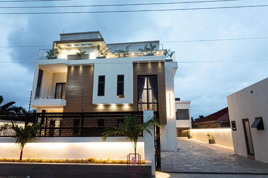 Photo of Buildings in North Legon