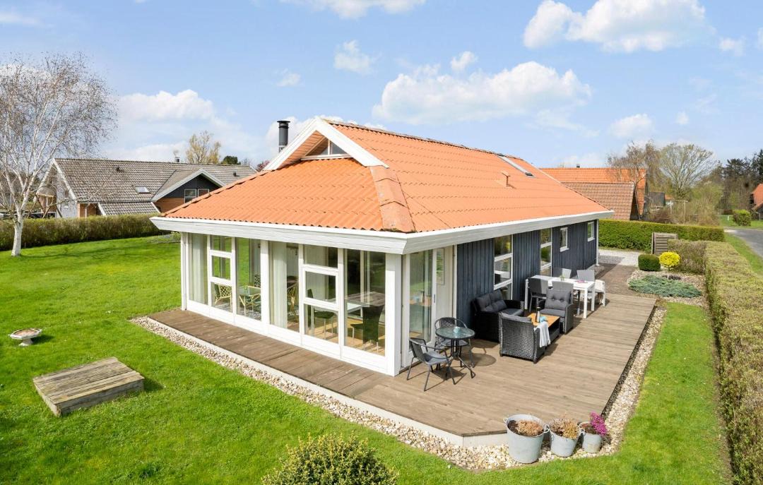 Photo of Buildings in Pøt Strandby