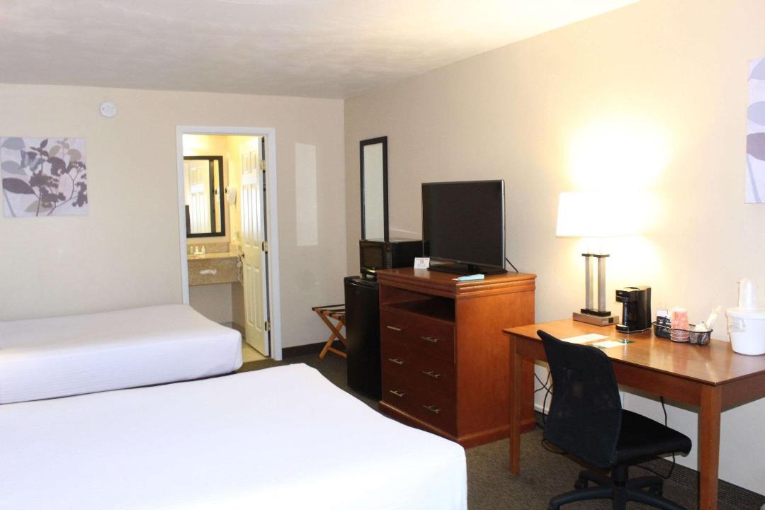 Photo of Livingroom in Williamsport