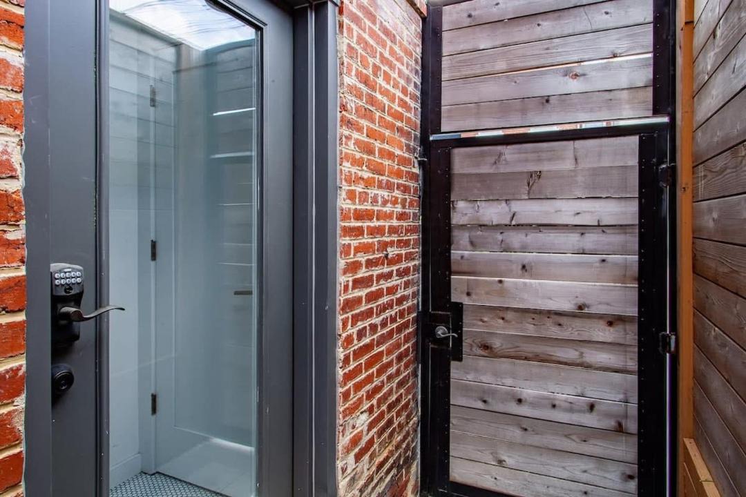 Photo of Bathroom in Shaw