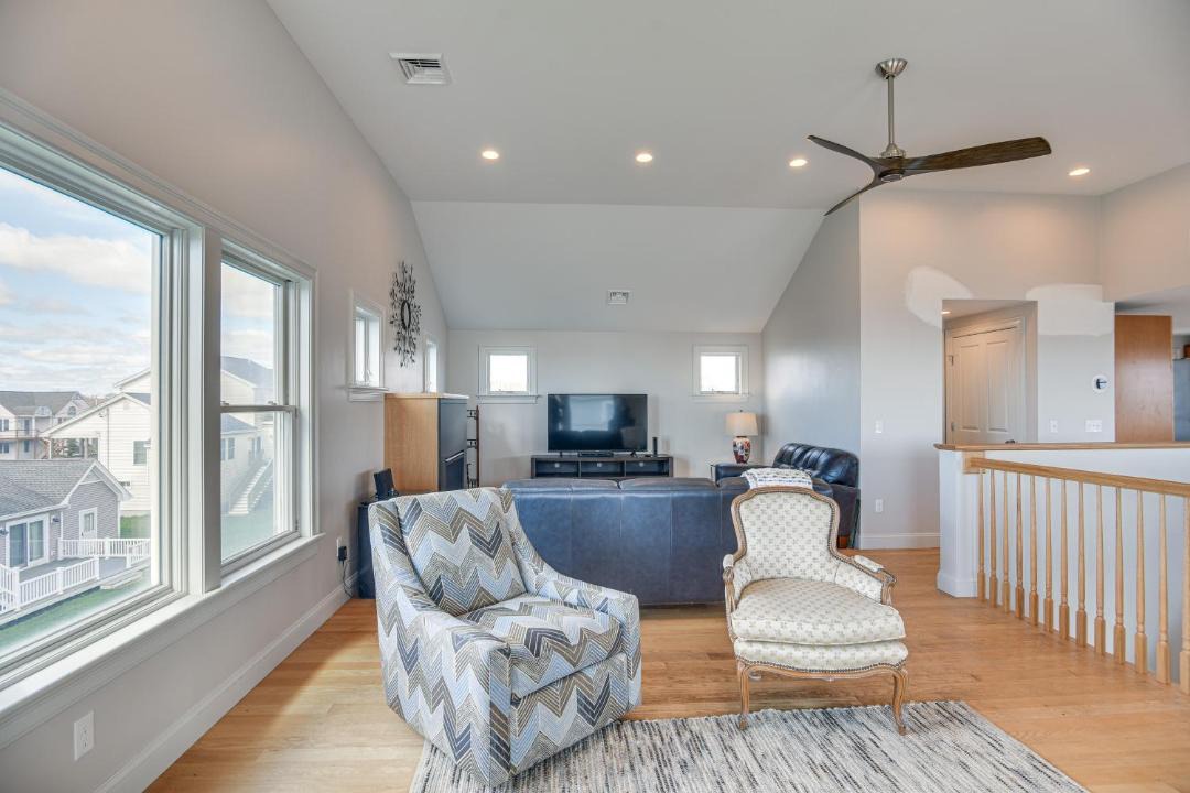 Photo of Livingroom in Narragansett