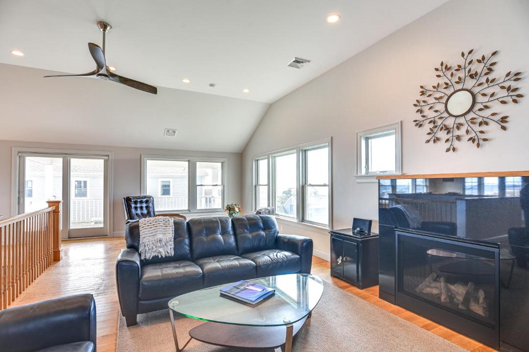 Photo of Livingroom in Narragansett