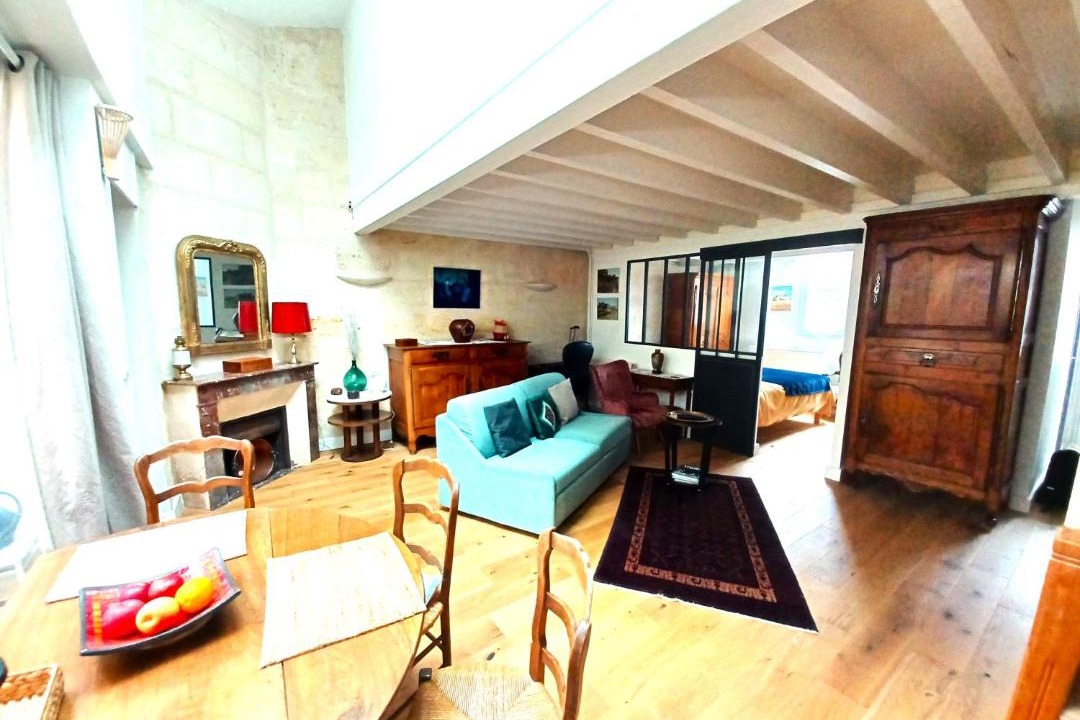 Photo of Livingroom in Nansouty-Saint-Genes