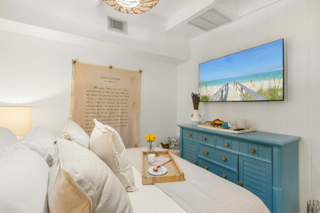 Photo of Bedroom in Key Colony Beach