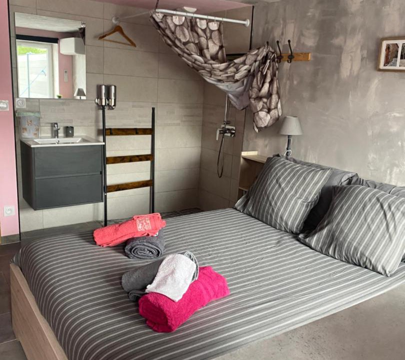 Photo of Bedroom in Maslives