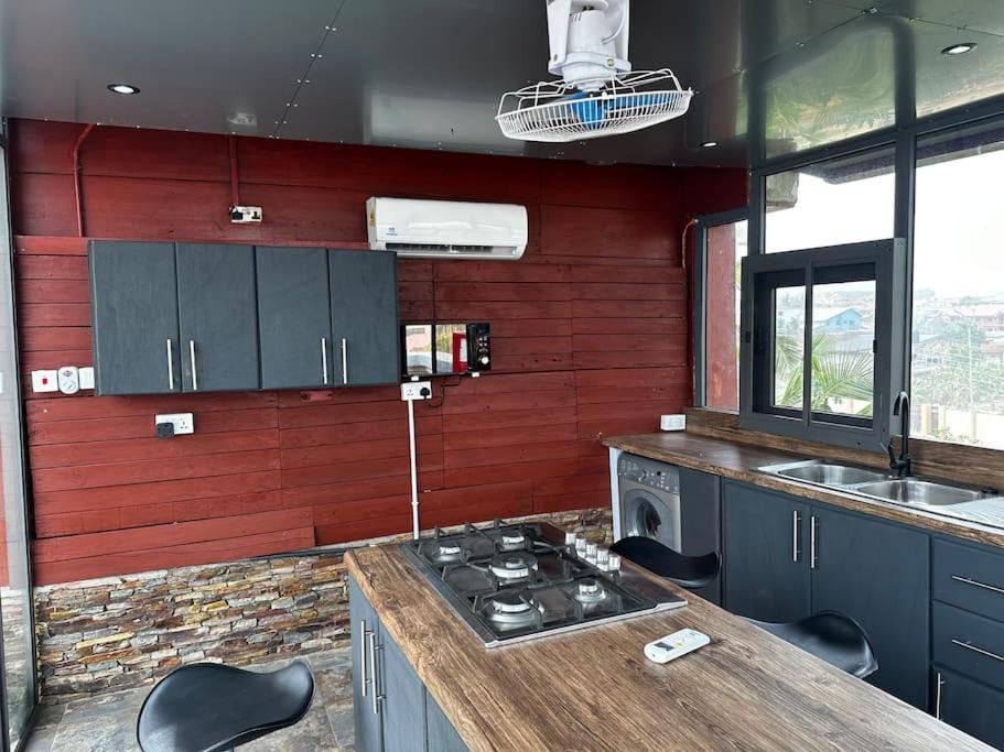 Photo of Kitchen in Gbawe