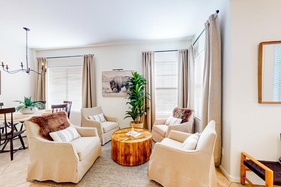 Photo of Livingroom in McDowell Mountain Ranch