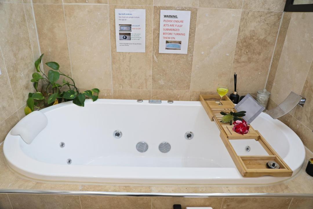 Photo of Bathroom in Katoomba