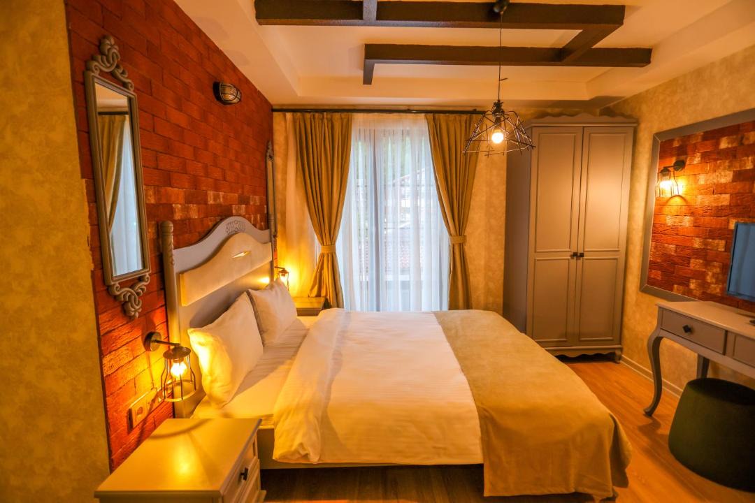 Photo of Bedroom in Karesi