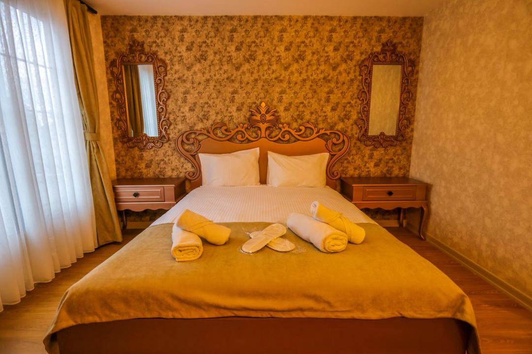 Photo of Bedroom in Karesi