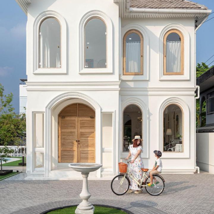 Photo of Buildings in Phasi Charoen