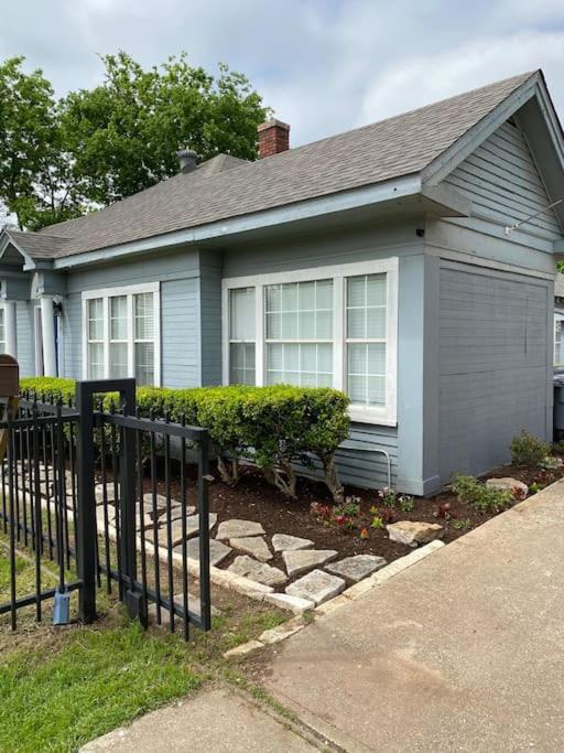 Photo of Others in Oak Cliff
