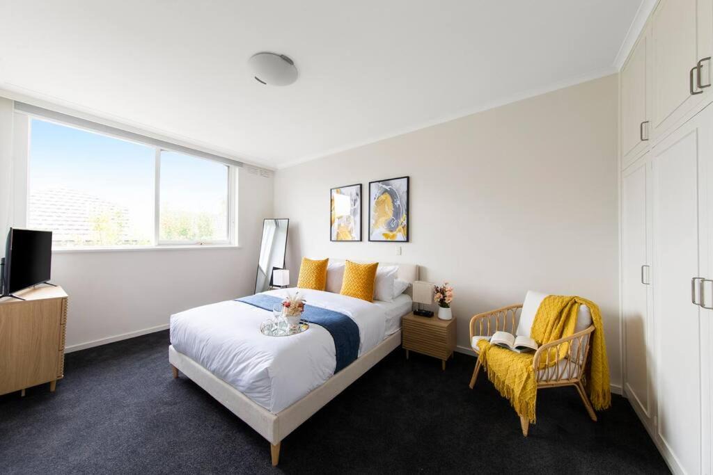 Photo of Bedroom in Caulfield North