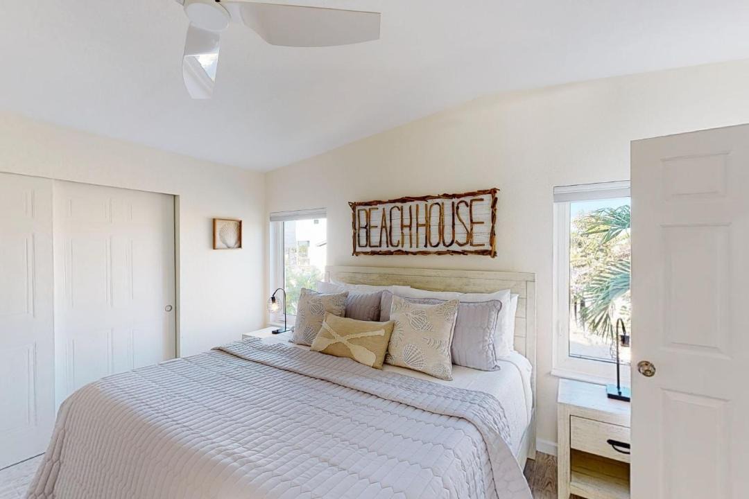 Photo of Bedroom in Marathon