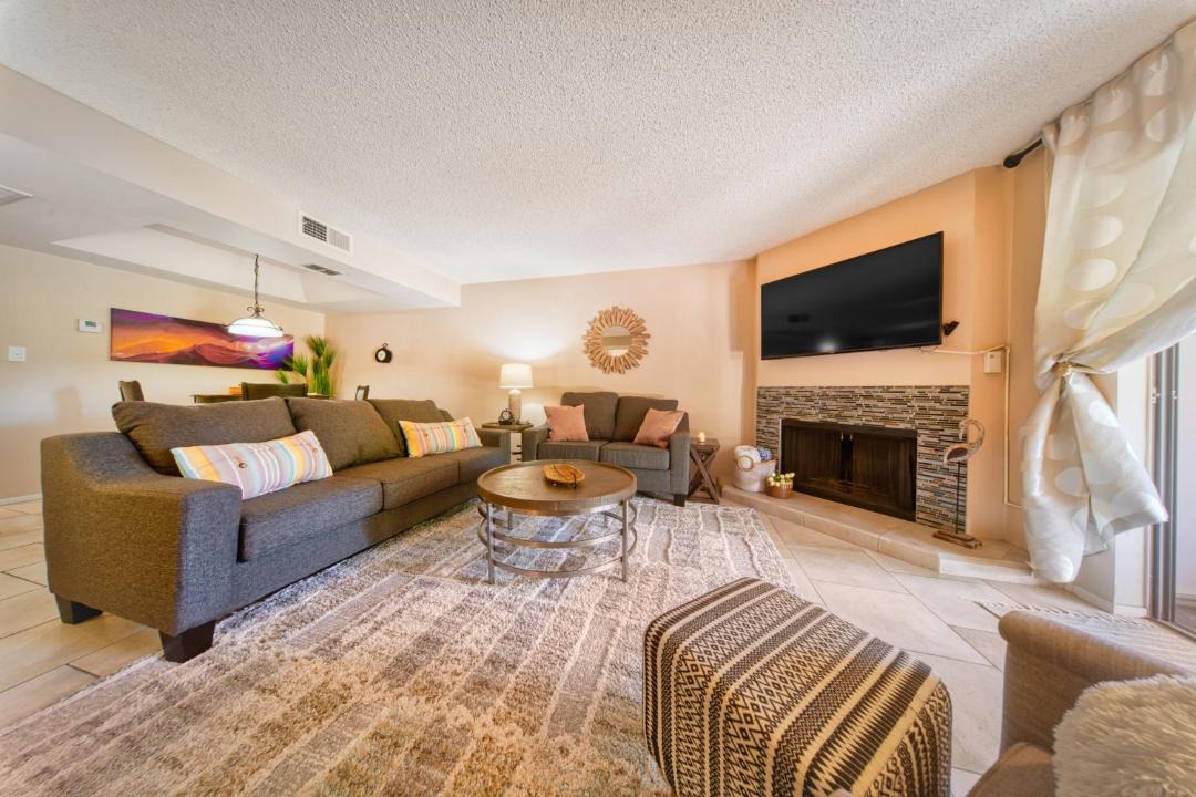 Photo of Livingroom in Village Two
