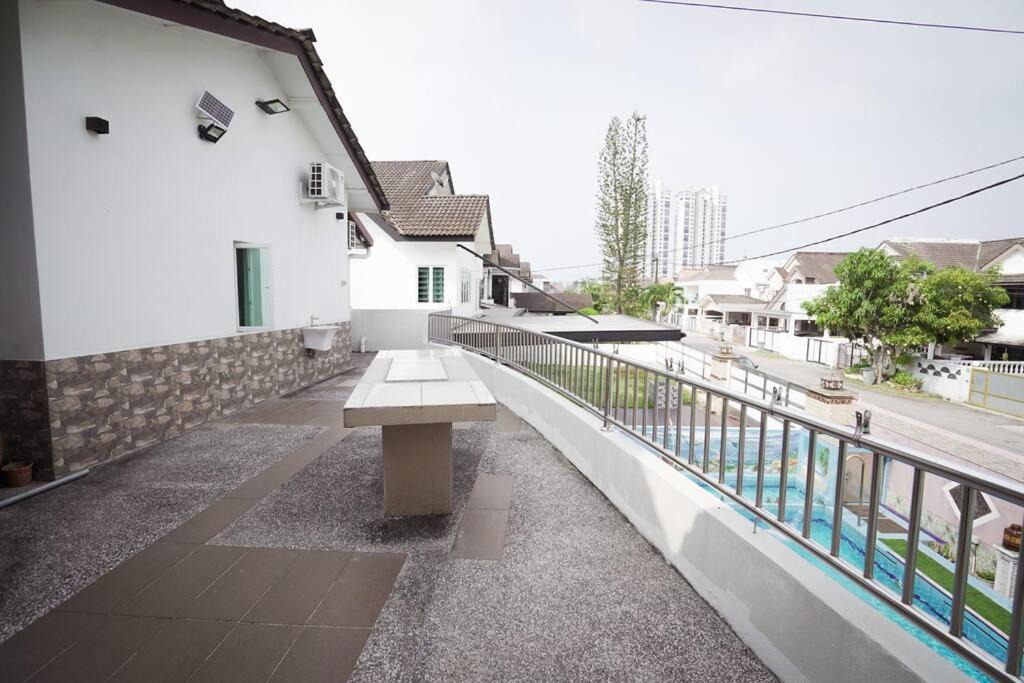 Photo of Patio Balcony in Bukit Rambai