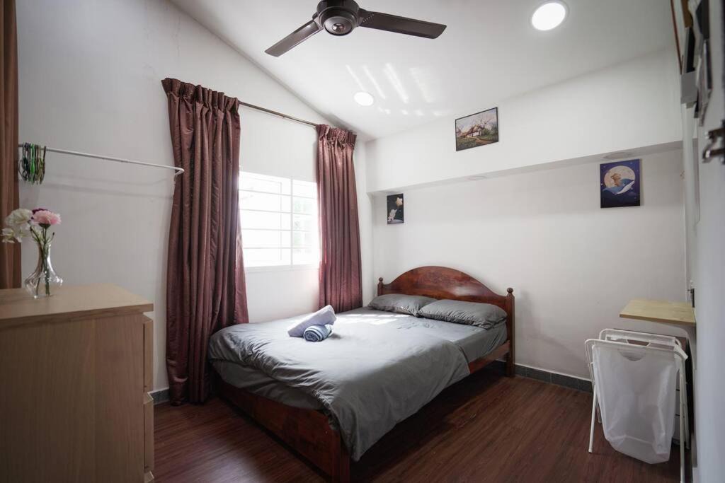Photo of Bedroom in Bukit Rambai
