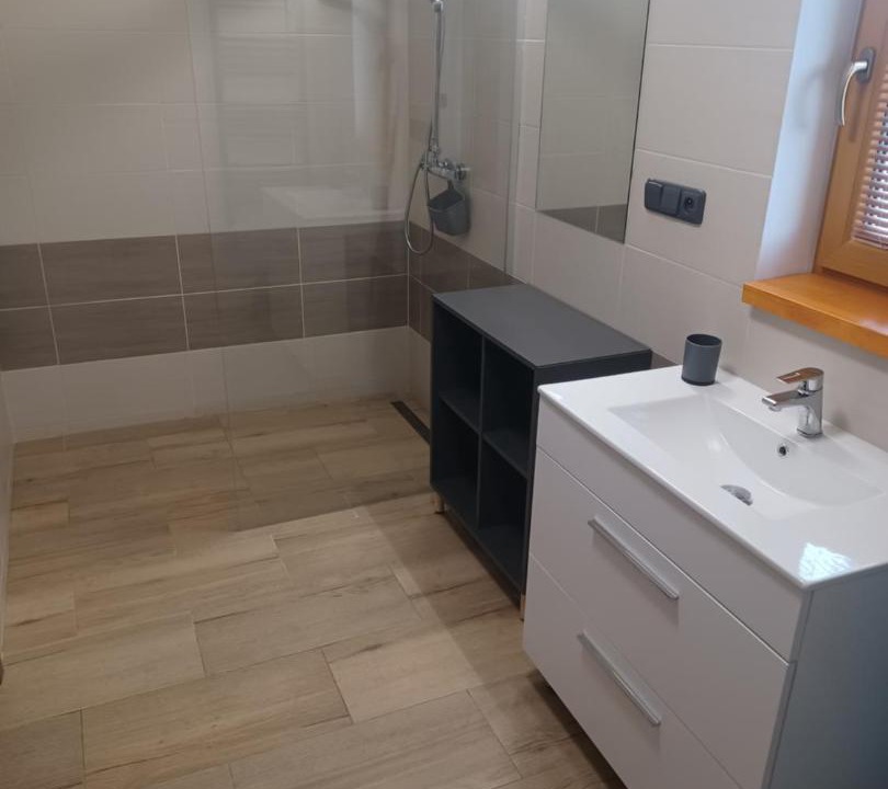 Photo of Bathroom in Sec