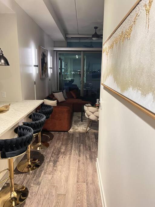 Photo of Livingroom in Uptown