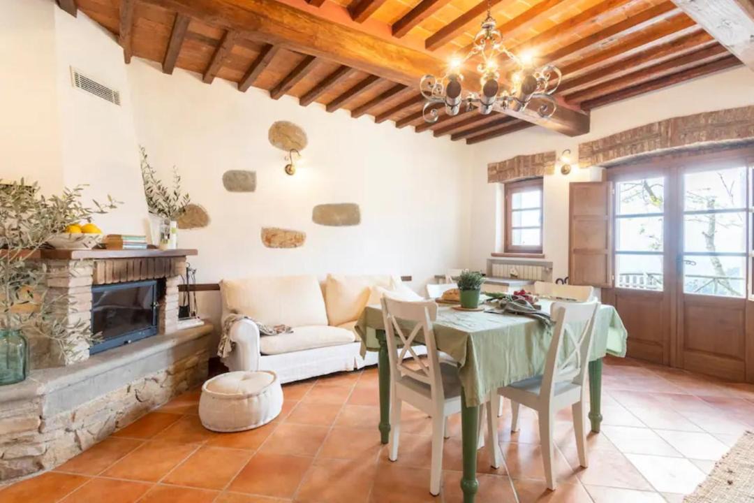 Photo of Livingroom in Calci