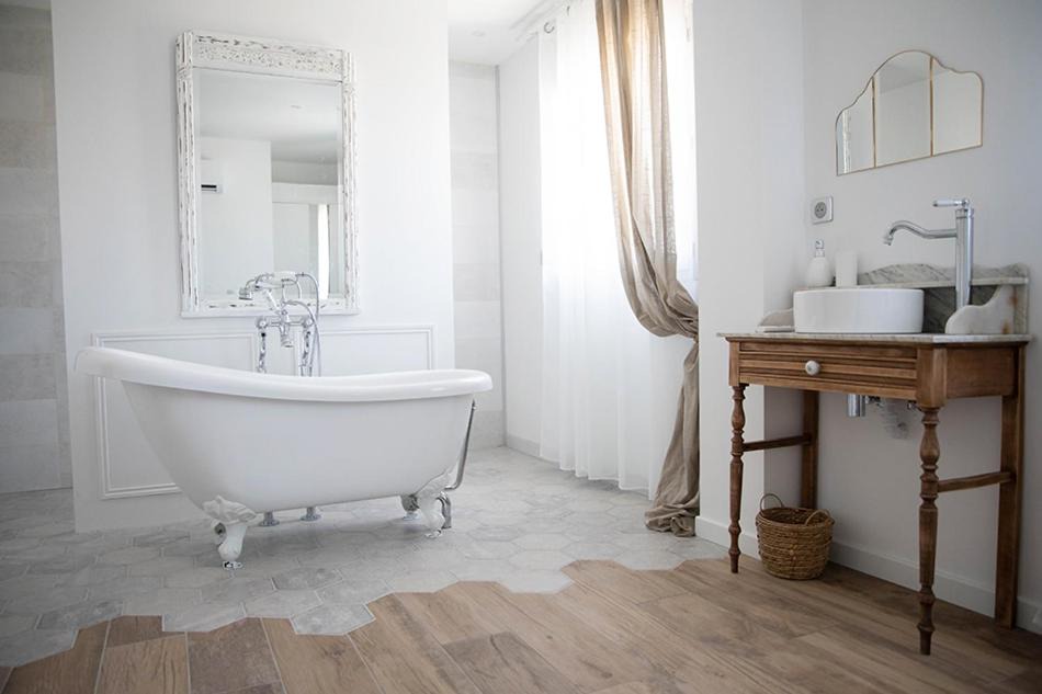Photo of Bathroom in Onzain