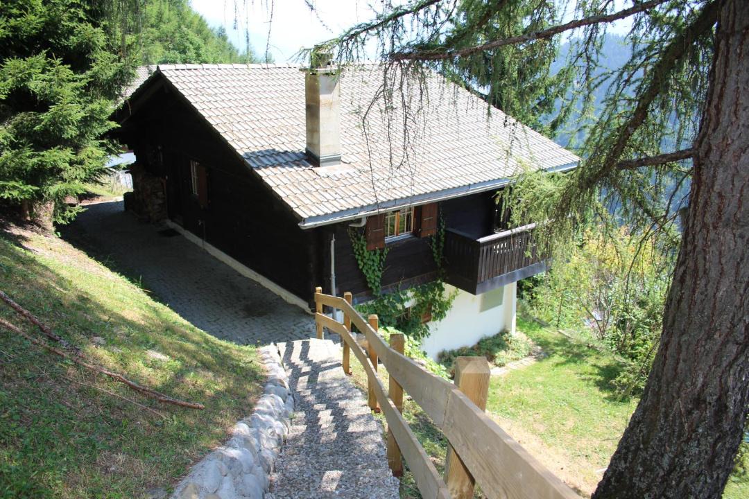 Photo of Others in Moleson