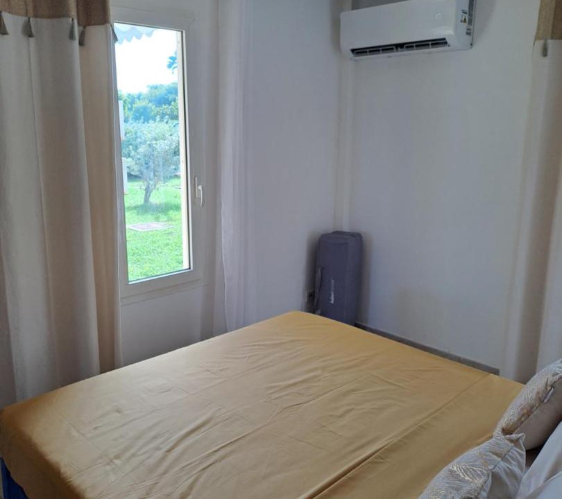 Photo of Bedroom in L'Autre-Bord